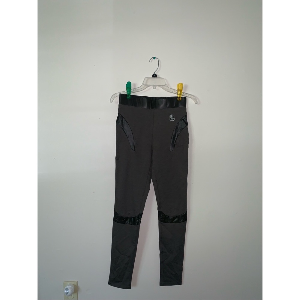 Star Wars dark gray leggings